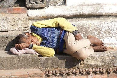 nepal.2007/kathmandu.briddhashram.09.small.jpg