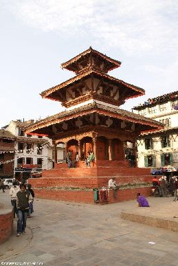nepal.2007/kathmandu.durbar.square.10.small.jpg
